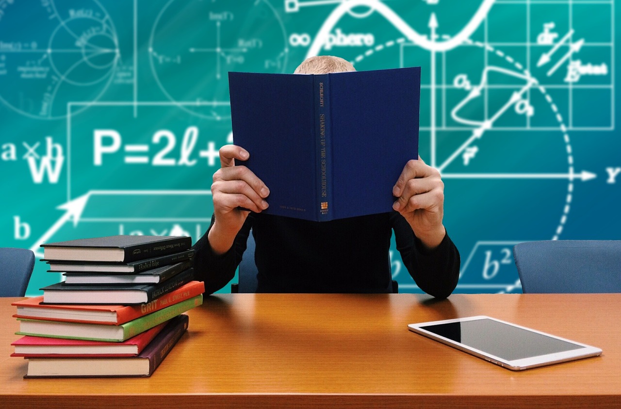 school-gb368064a4_1280.jpg